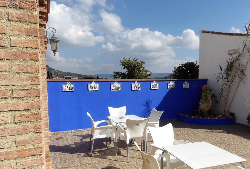 Hospederia Castillo De Alcaudete Guest House ภายนอก รูปภาพ